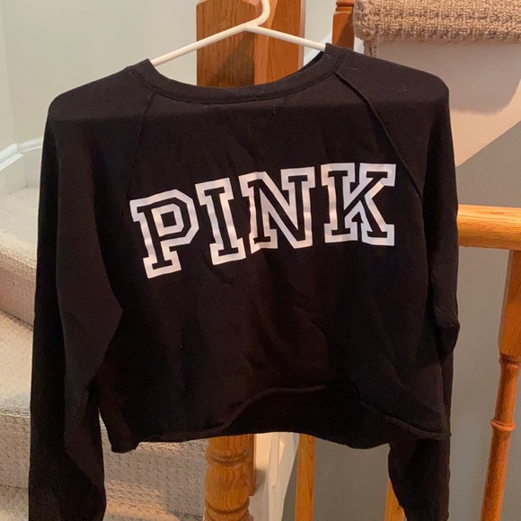 PINK black cropped crewneck - Picture 1 of 3